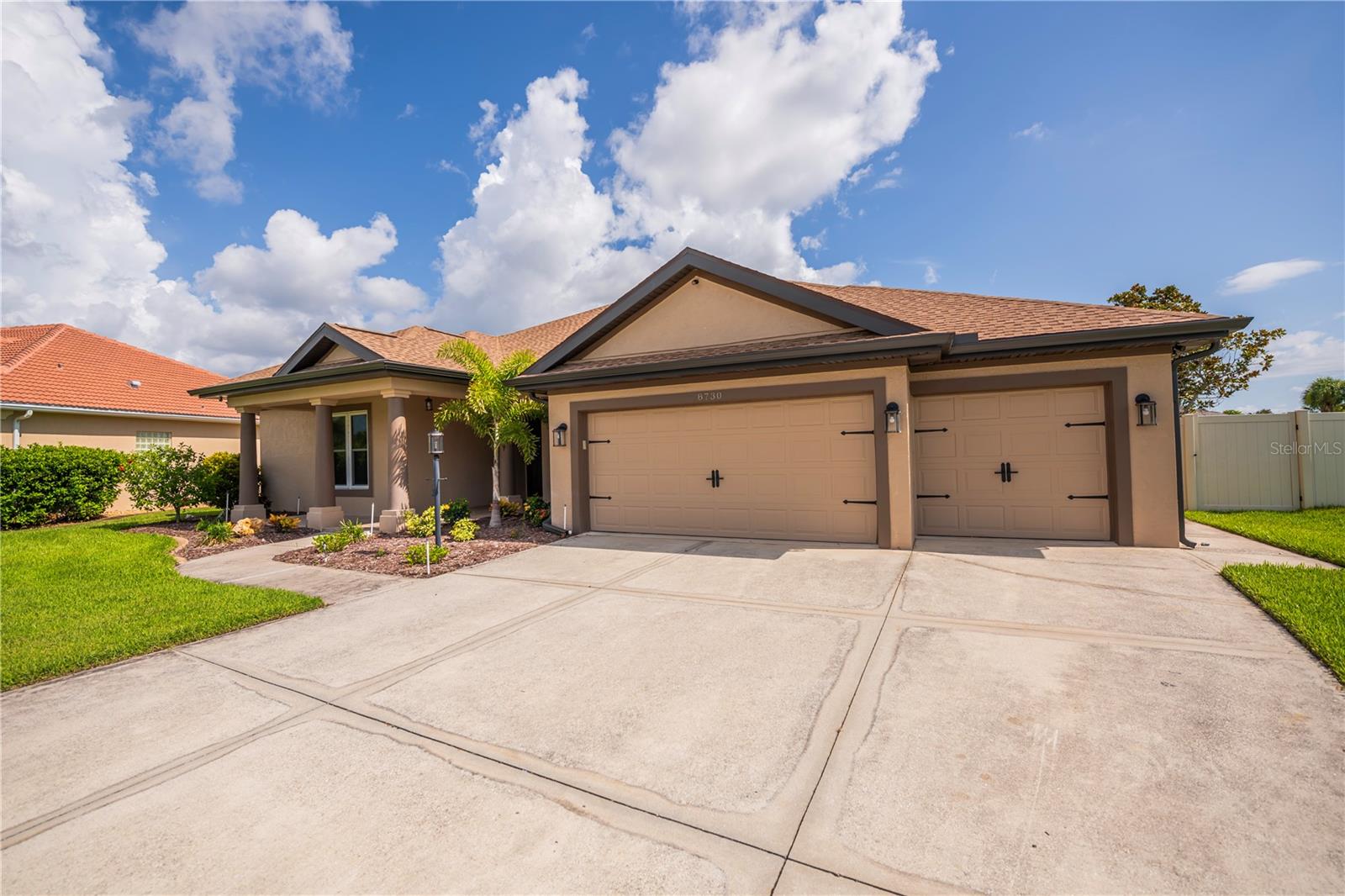 8730 MYSTIC CIRCLE