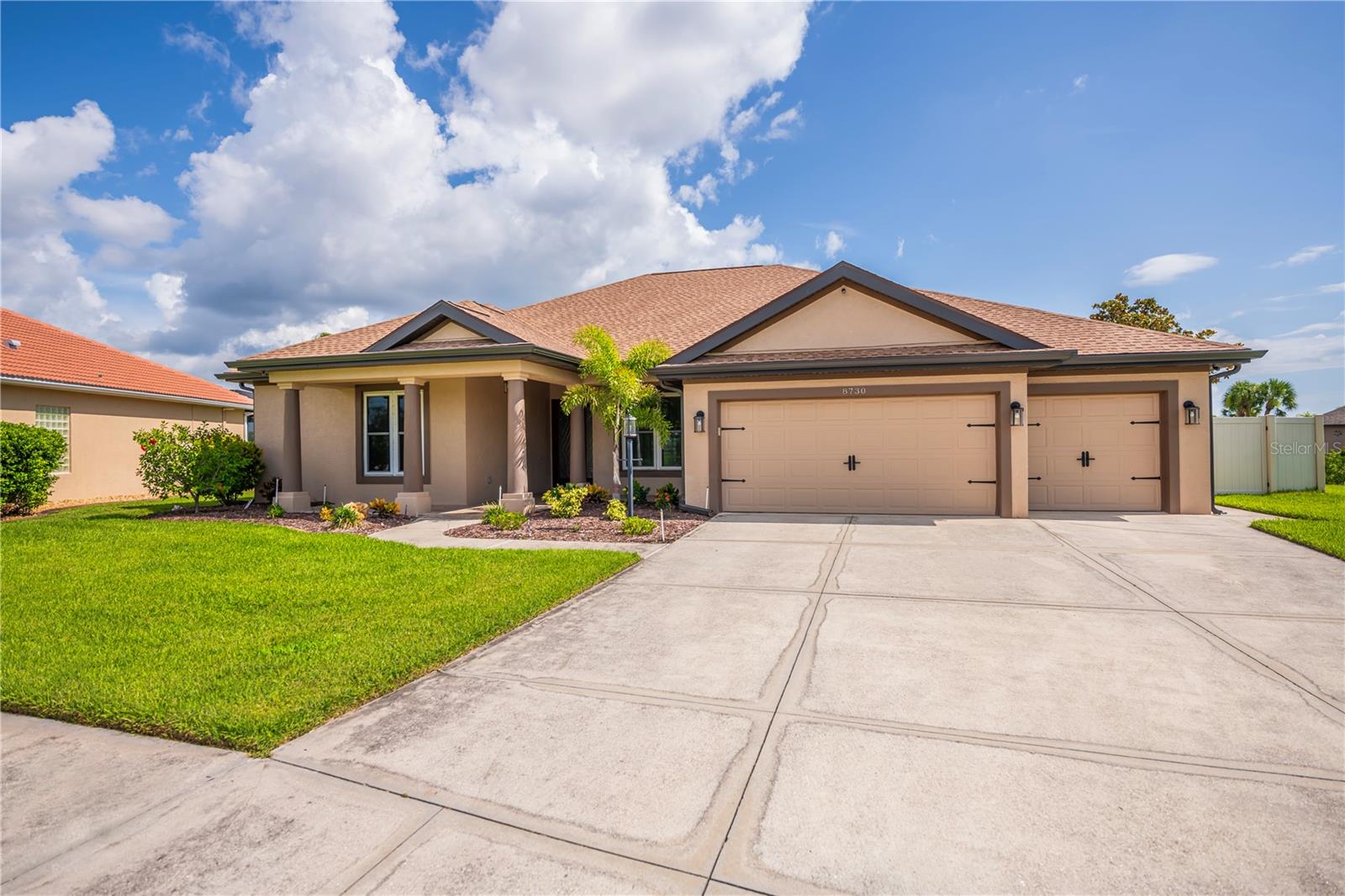8730 MYSTIC CIRCLE