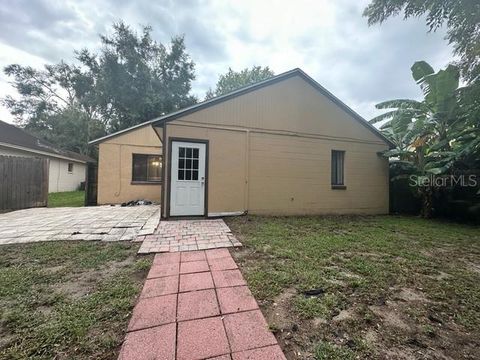 A home in APOPKA