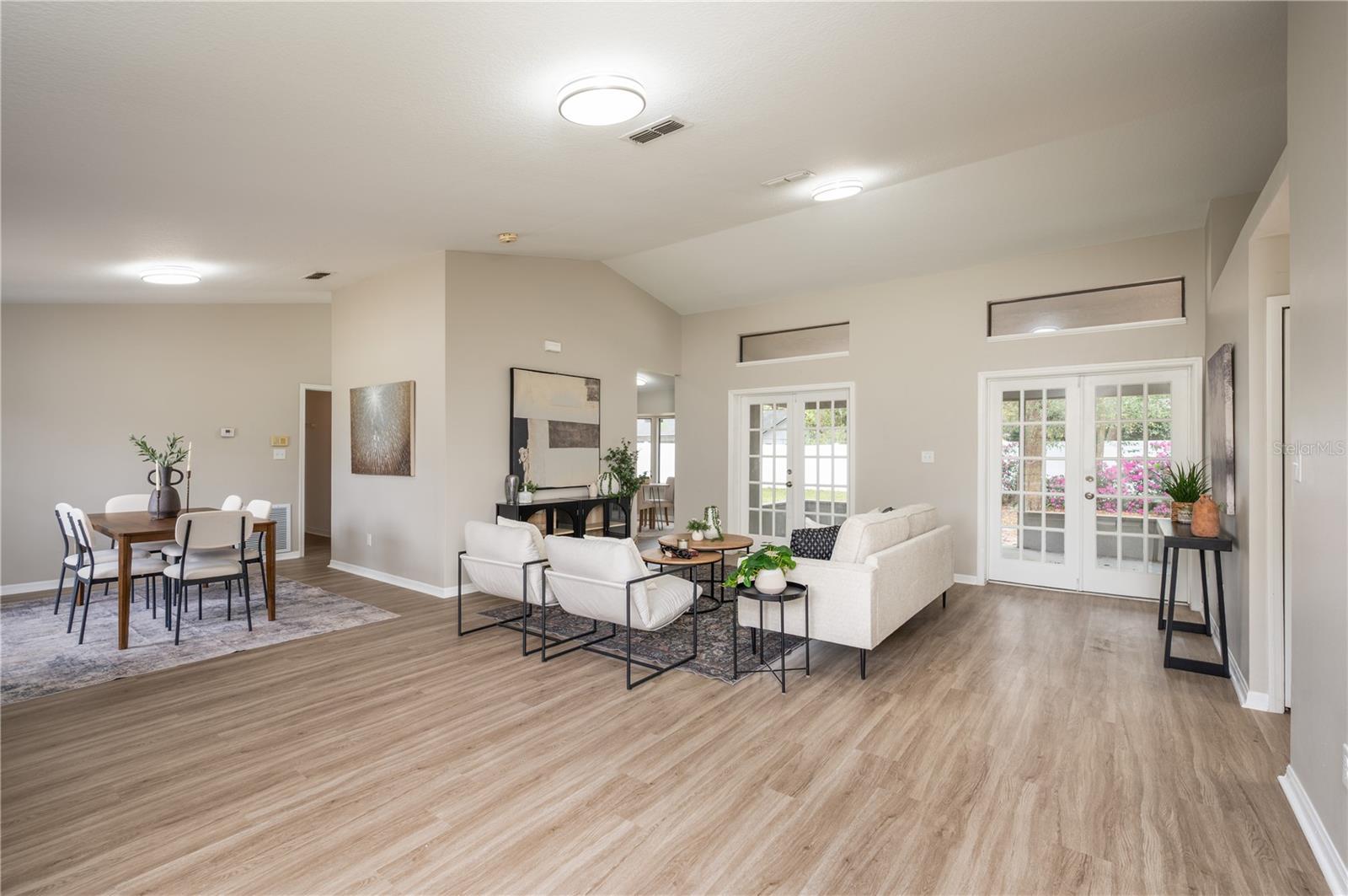 WEST ALTAMONTE HEIGHTS SEC 3 - Residential