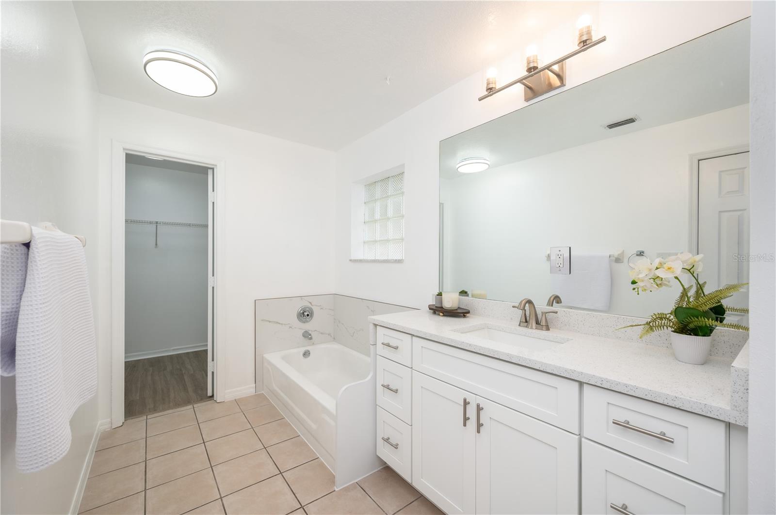 WEST ALTAMONTE HEIGHTS SEC 3 - Residential