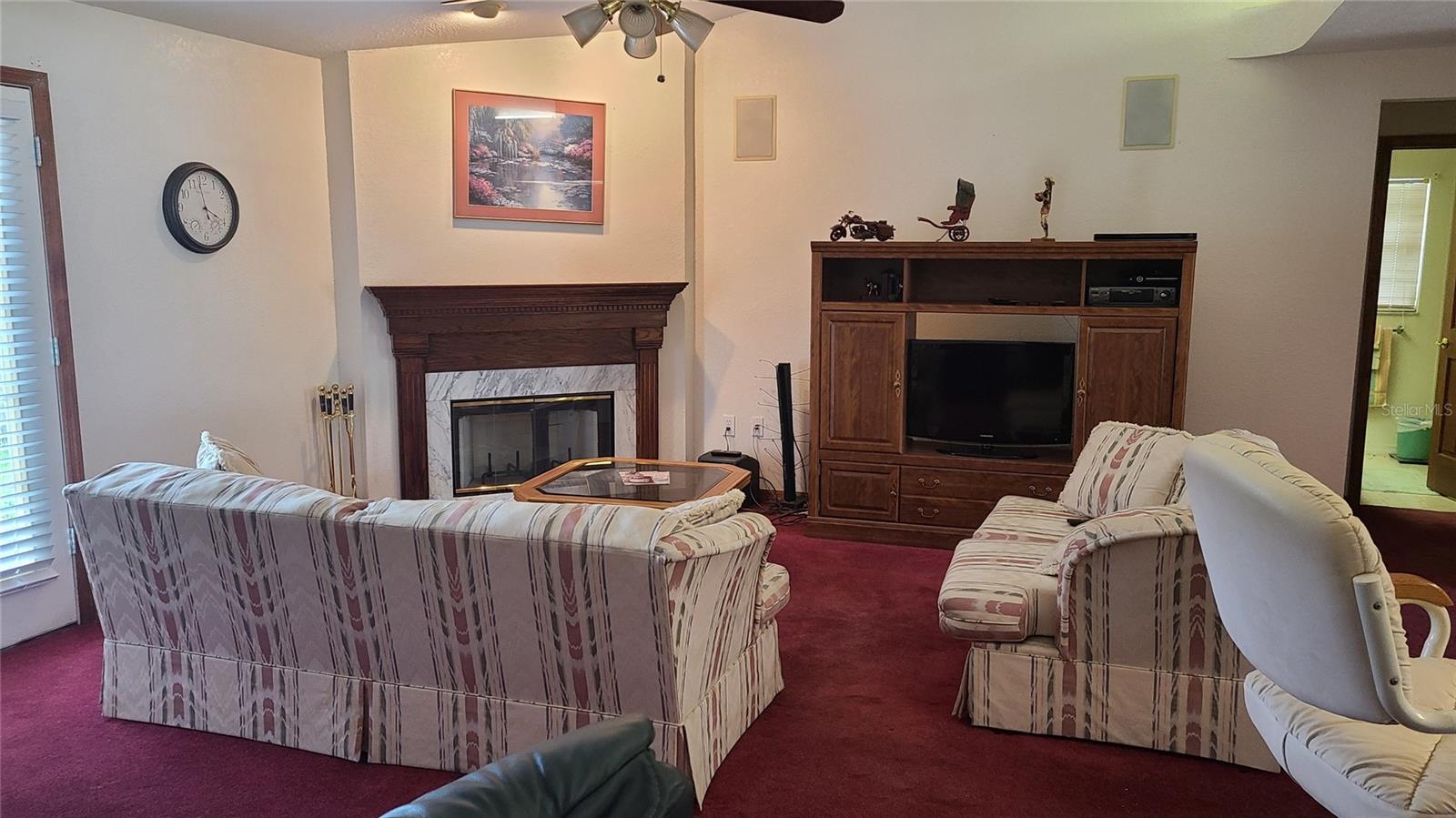 BARRETT MANOR - Residential Lease