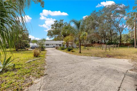 4244 NORTH ROAD FRUITLAND PARK FL 34731