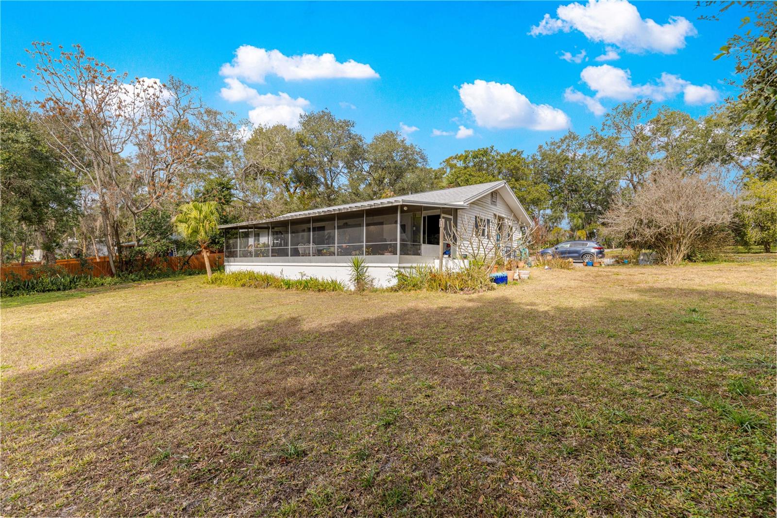 ROYAL OAK - Residential