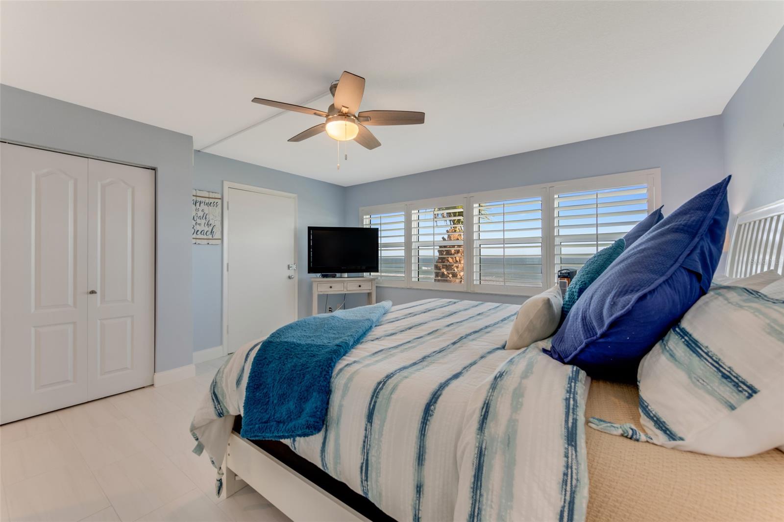 Sandpiper Towers Condo - Residential