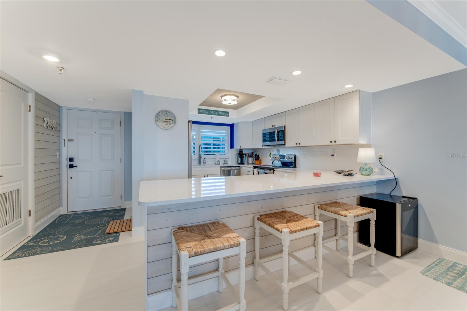 Sandpiper Towers Condo - Residential