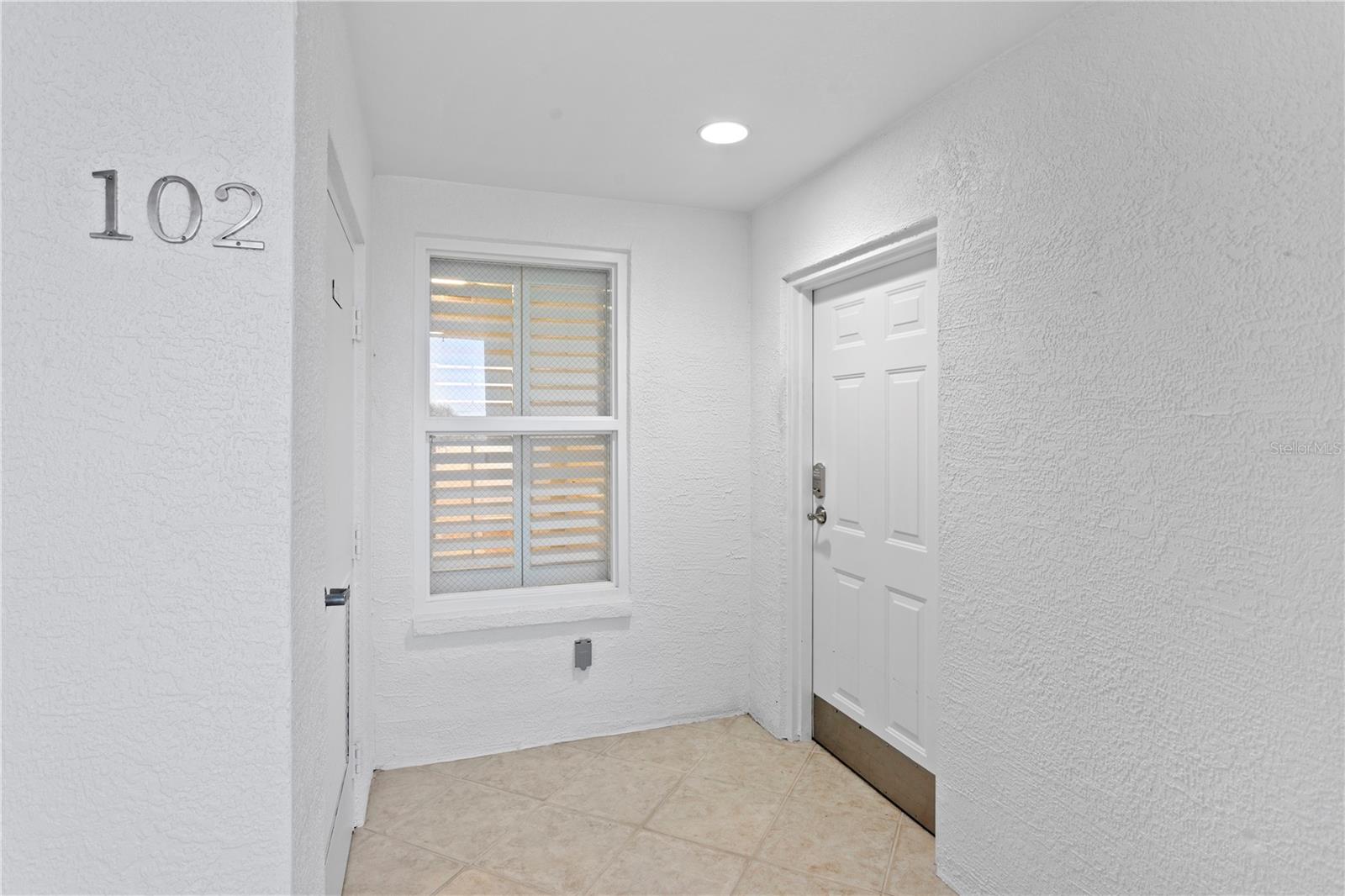 19600 GULF BOULEVARD 102