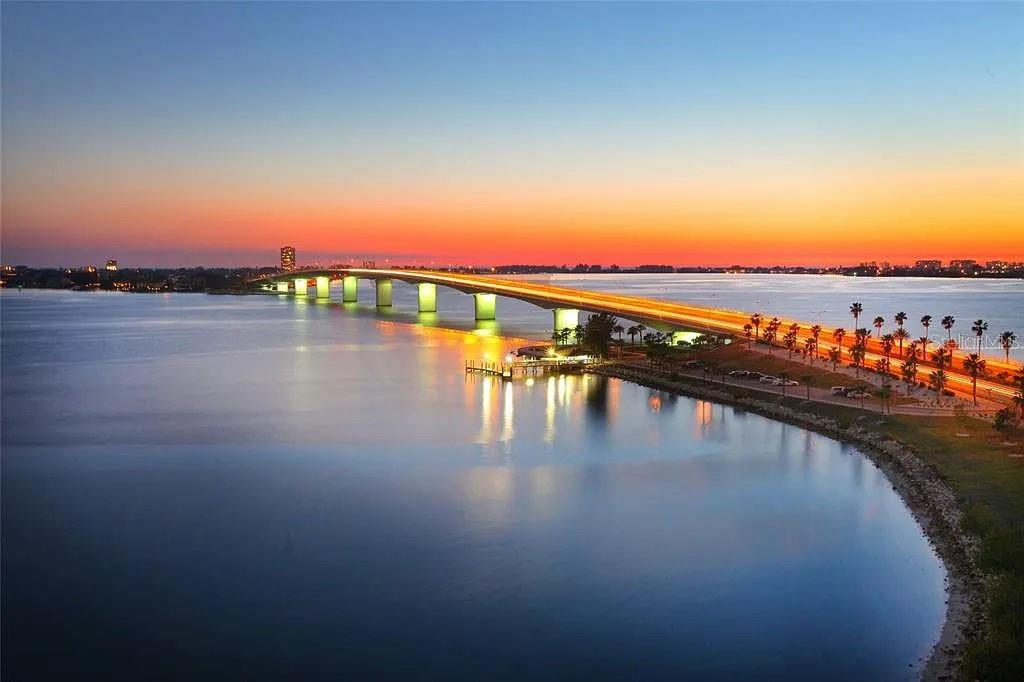 SARASOTA BEACH - Land