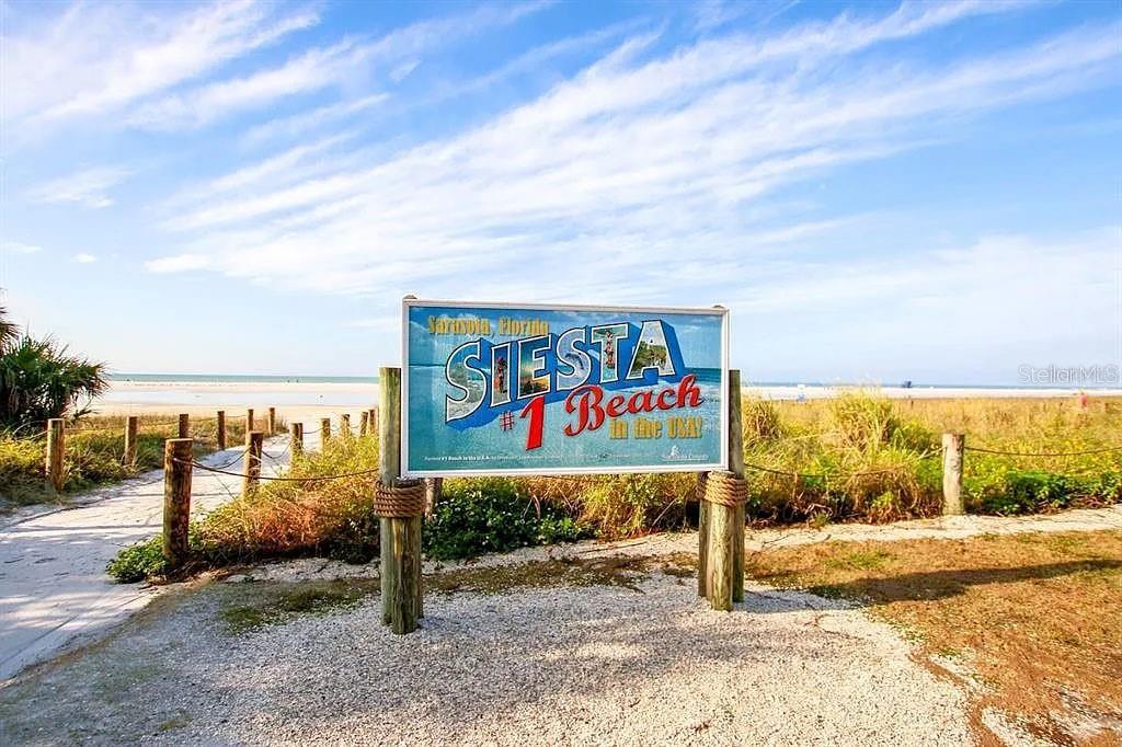 SARASOTA BEACH - Land