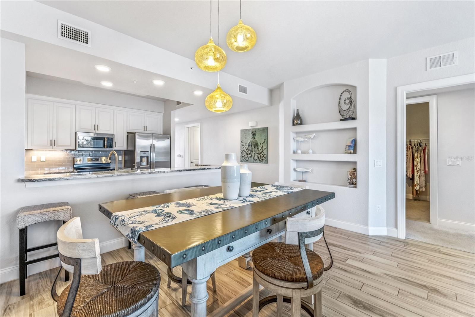 RIVERWALK/CORONADO ISLAND BLDG - Residential