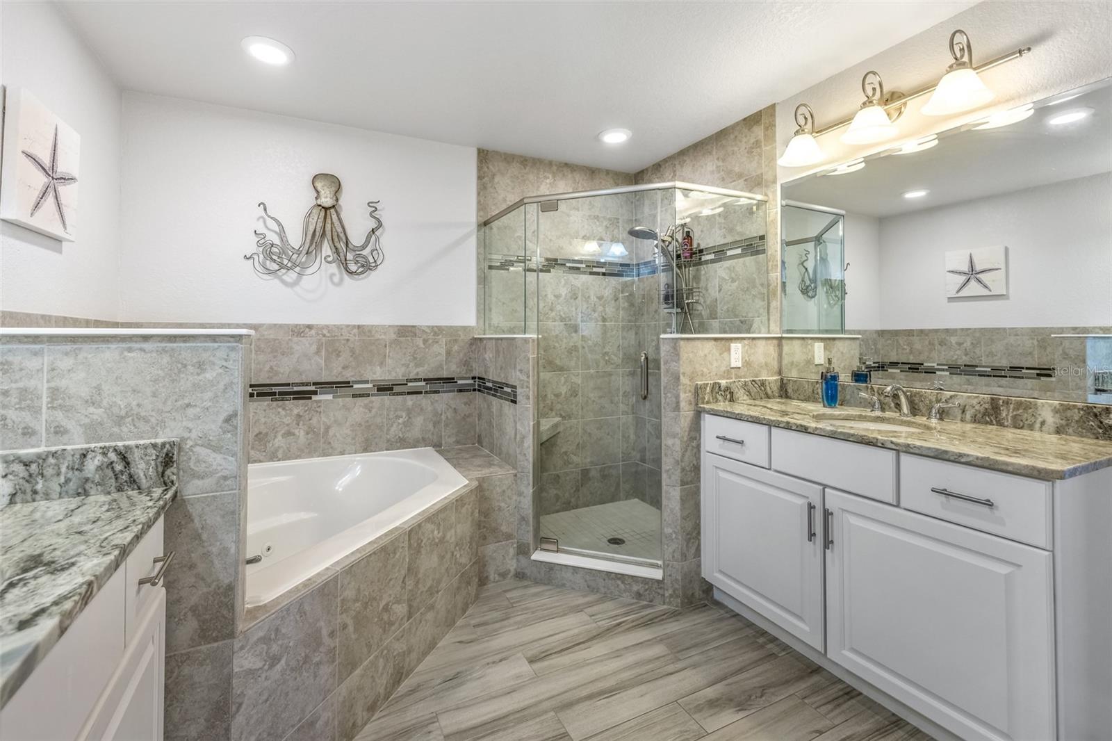 RIVERWALK/CORONADO ISLAND BLDG - Residential