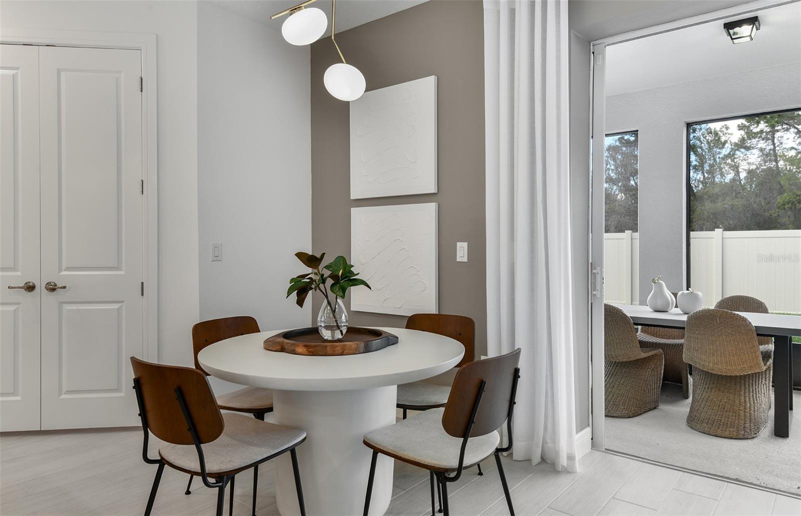 TWO RIVERS - Residential