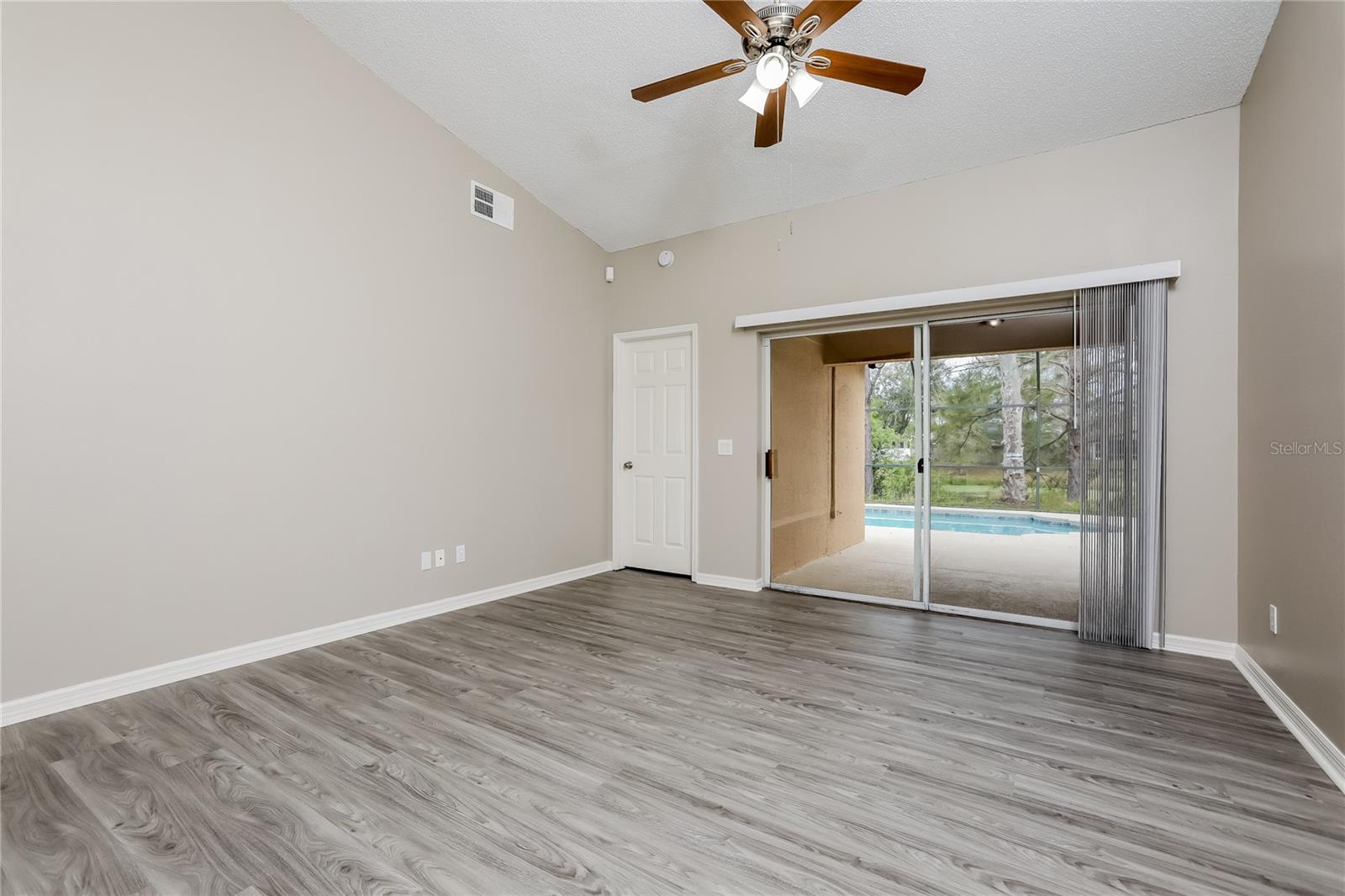 WOODRIDGE PHASE II - Residential Lease