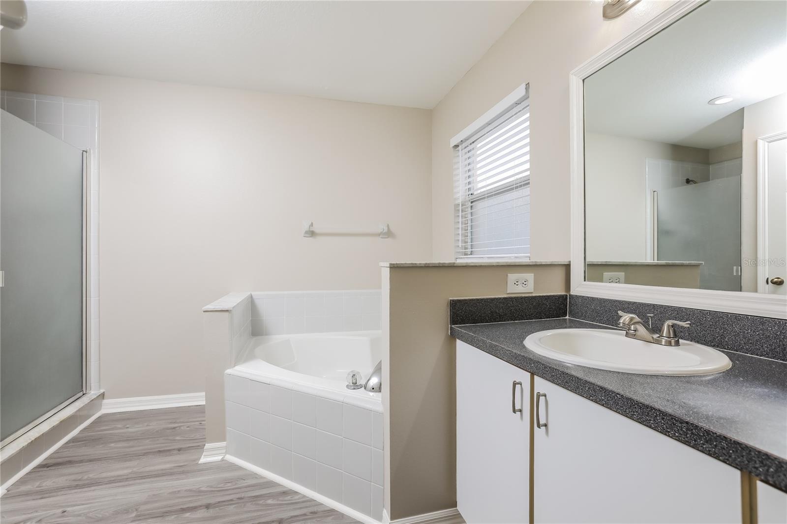 WOODRIDGE PHASE II - Residential Lease
