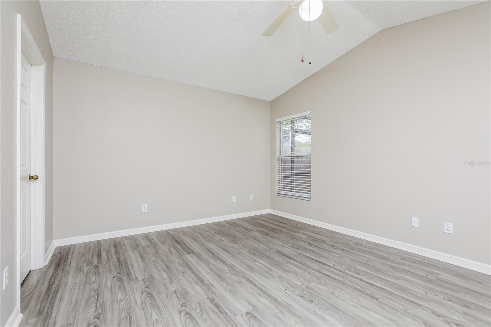 WOODRIDGE PHASE II - Residential Lease