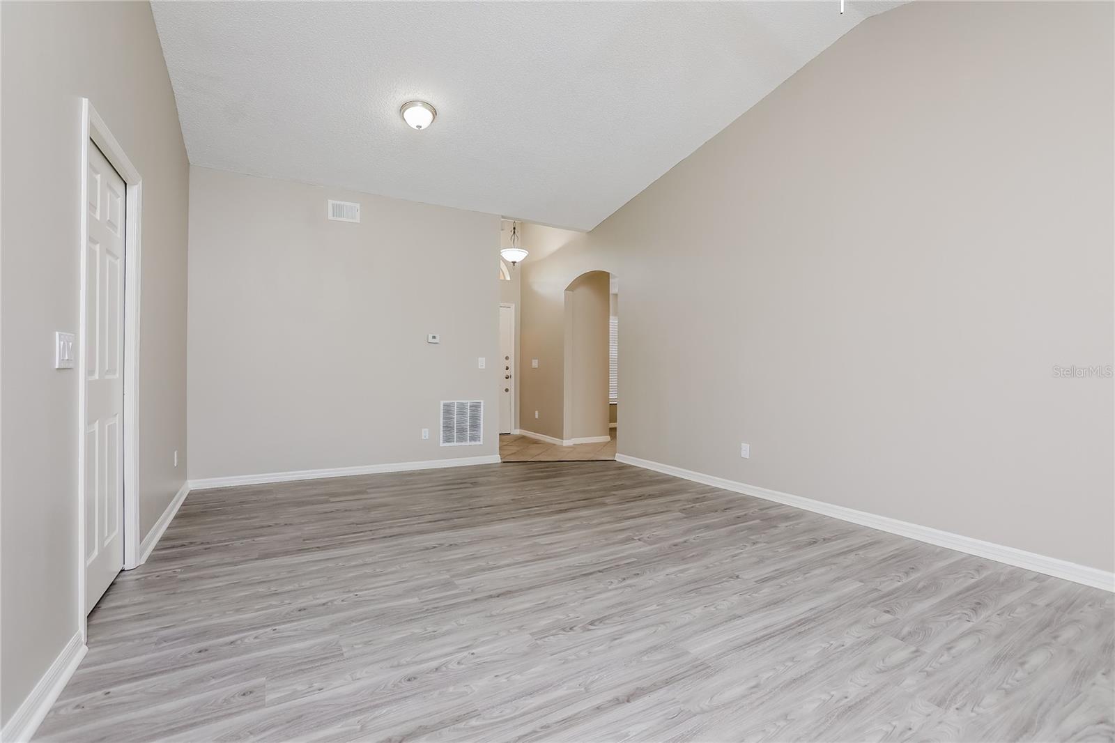 WOODRIDGE PHASE II - Residential Lease