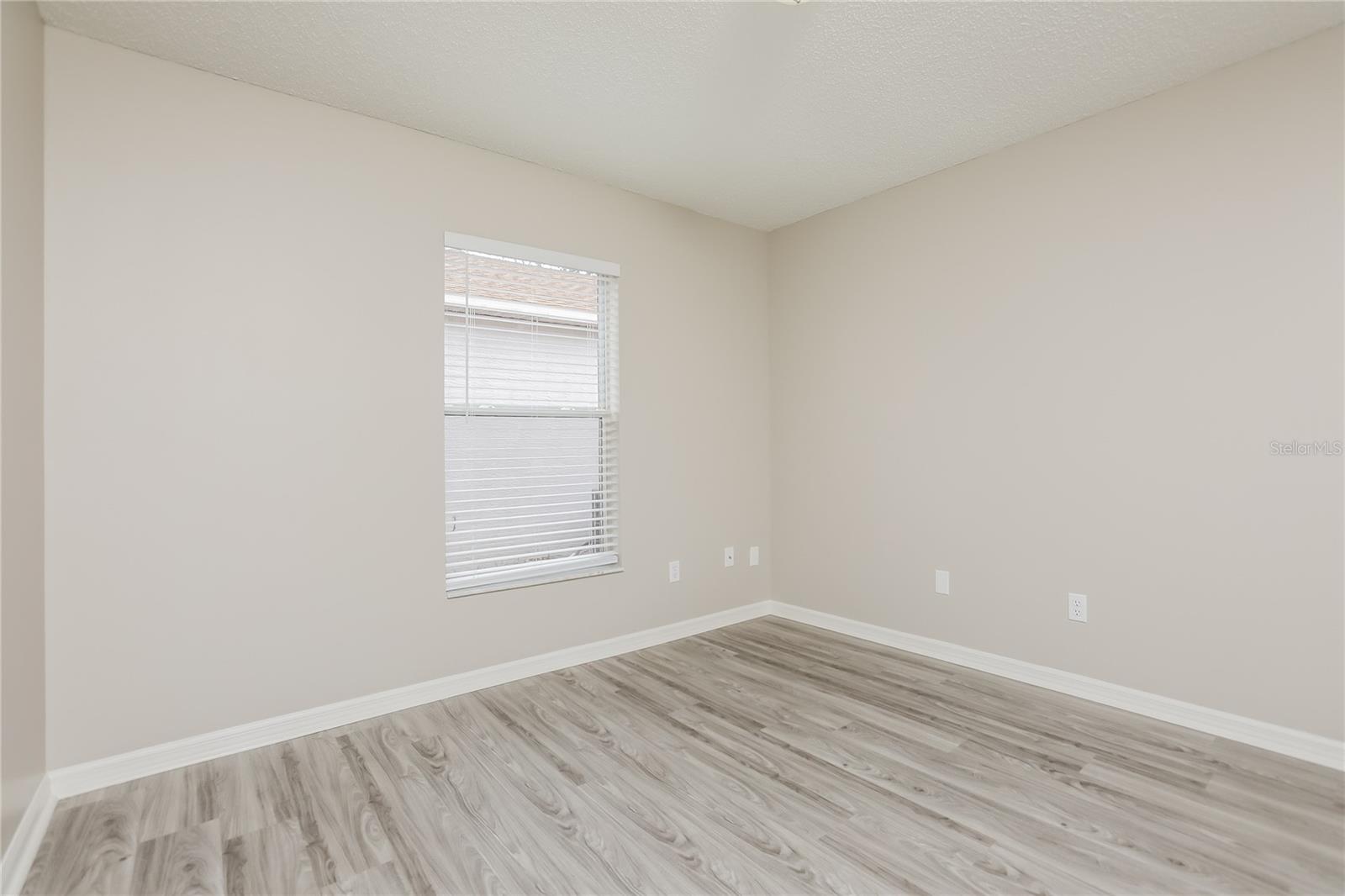 WOODRIDGE PHASE II - Residential Lease