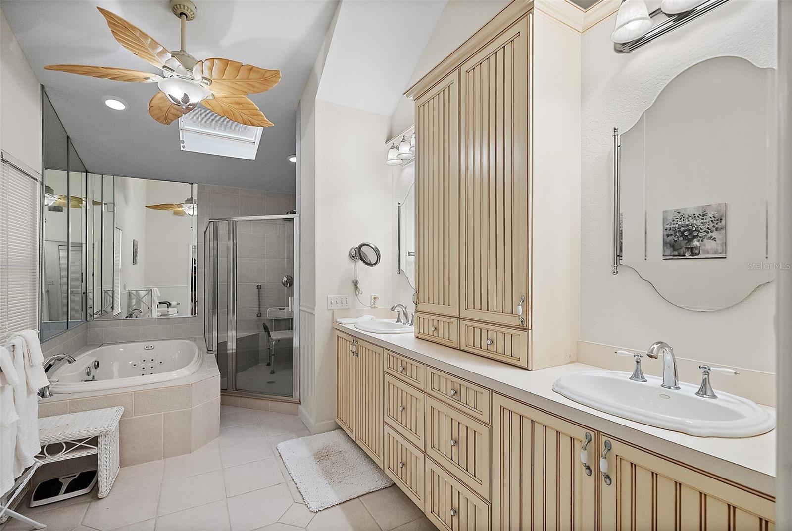 VILLAGE OF PARADISE ISLAND - Residential