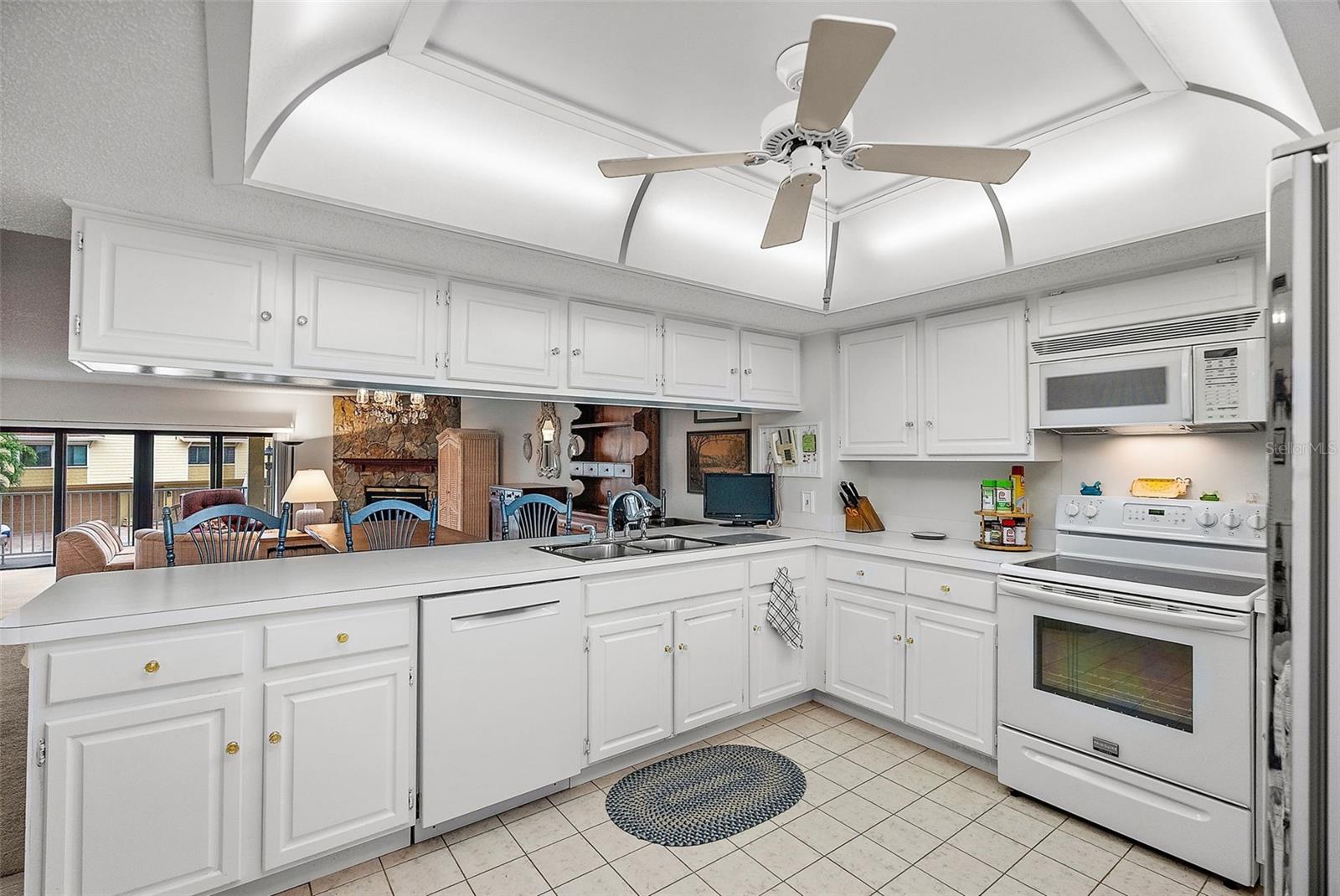 VILLAGE OF PARADISE ISLAND - Residential