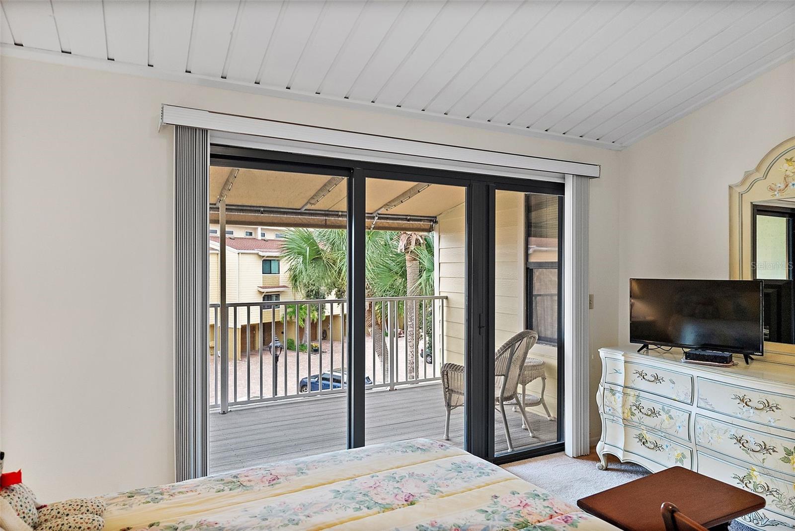 VILLAGE OF PARADISE ISLAND - Residential