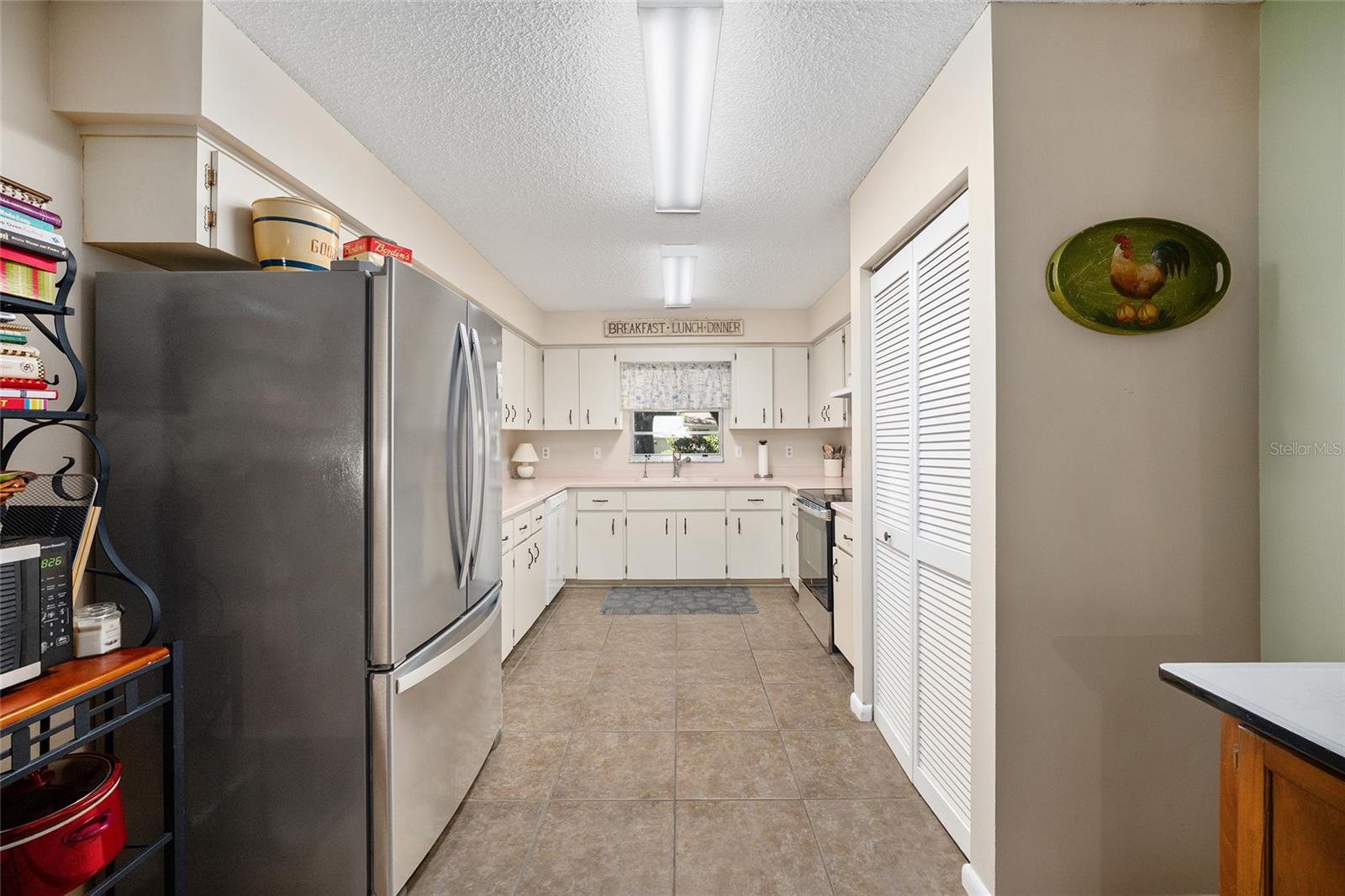 ON TOP OF THE WORLD - Residential