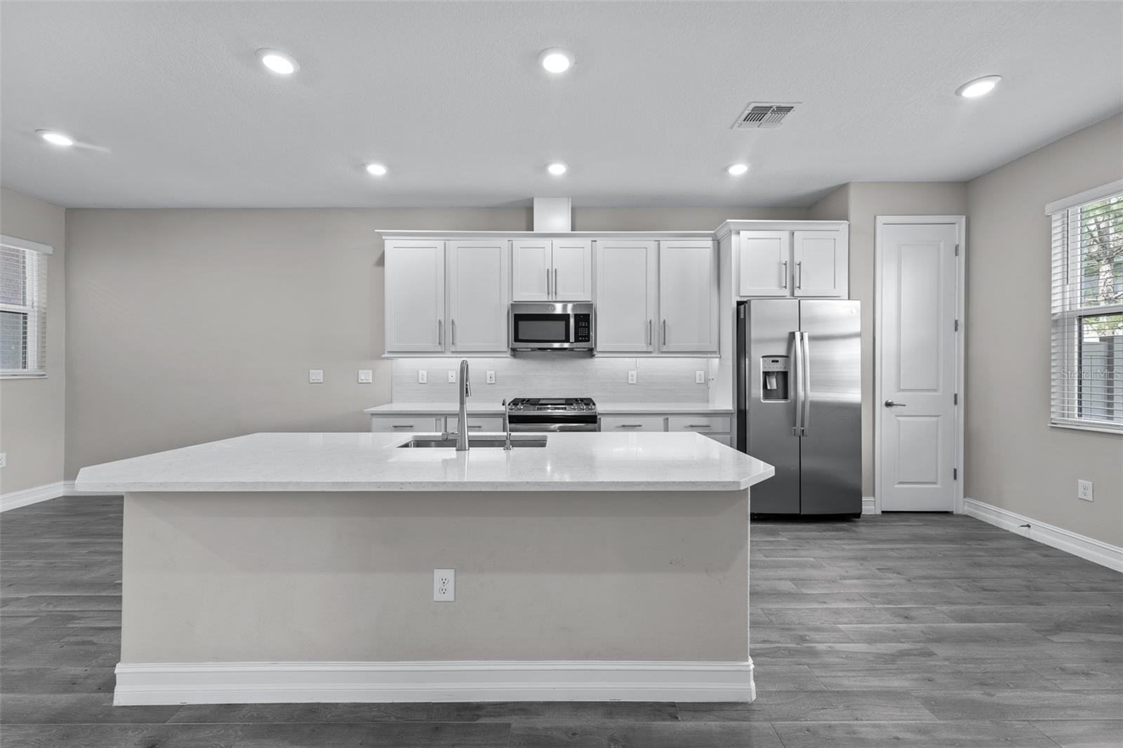 ESTANCIA PH 4 - Residential