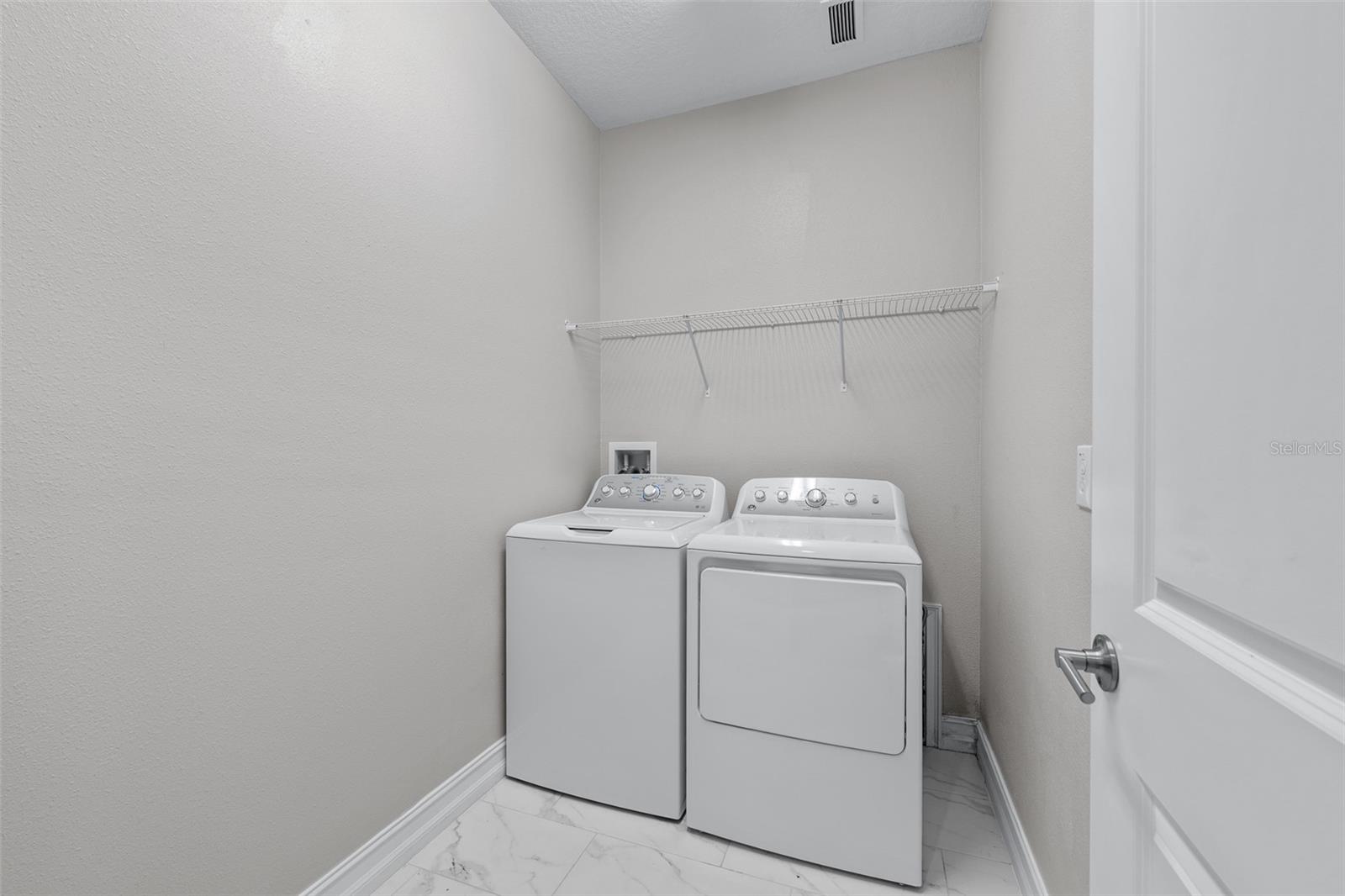 ESTANCIA PH 4 - Residential