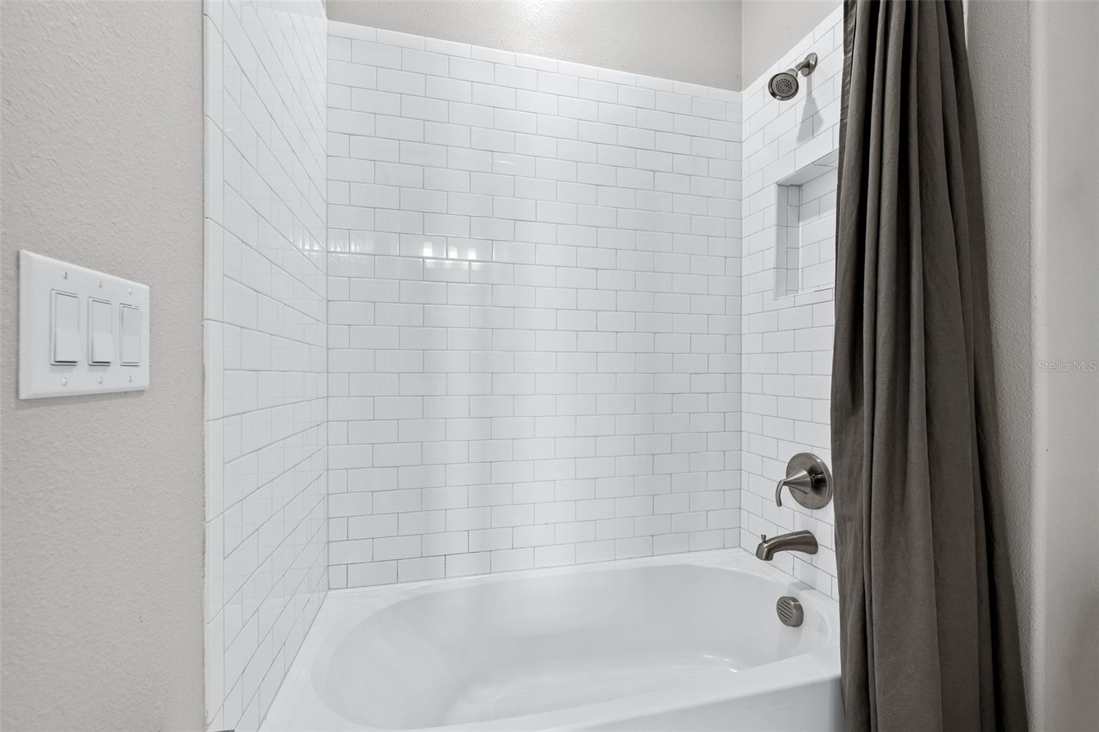 ESTANCIA PH 4 - Residential