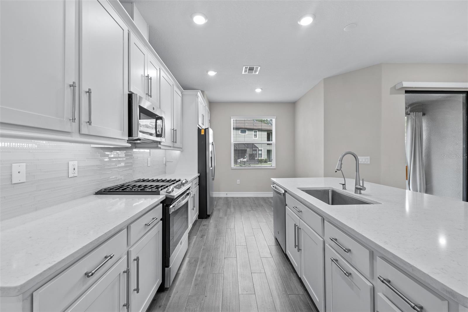 ESTANCIA PH 4 - Residential