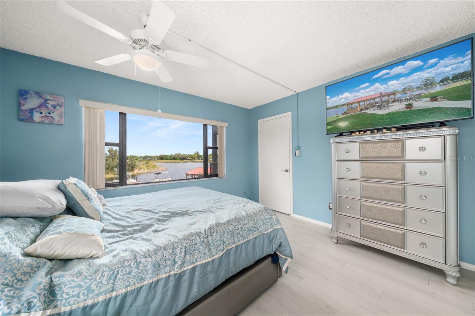 SUN N LAKE - Residential