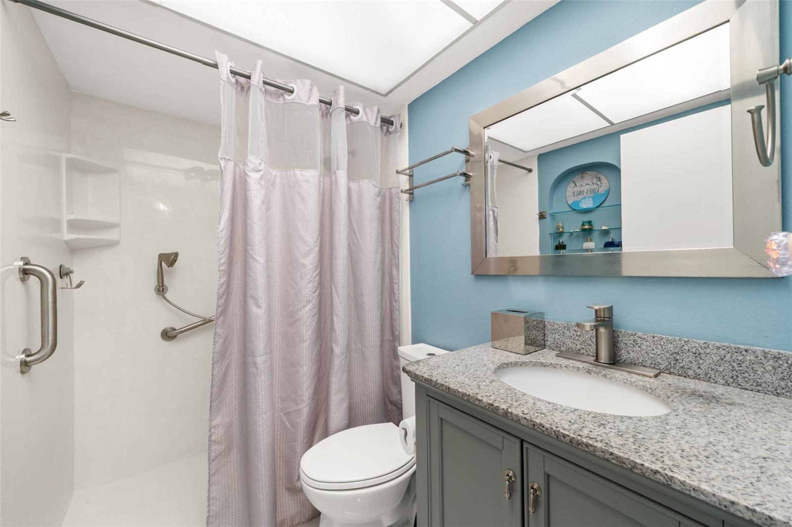 SUN N LAKE - Residential