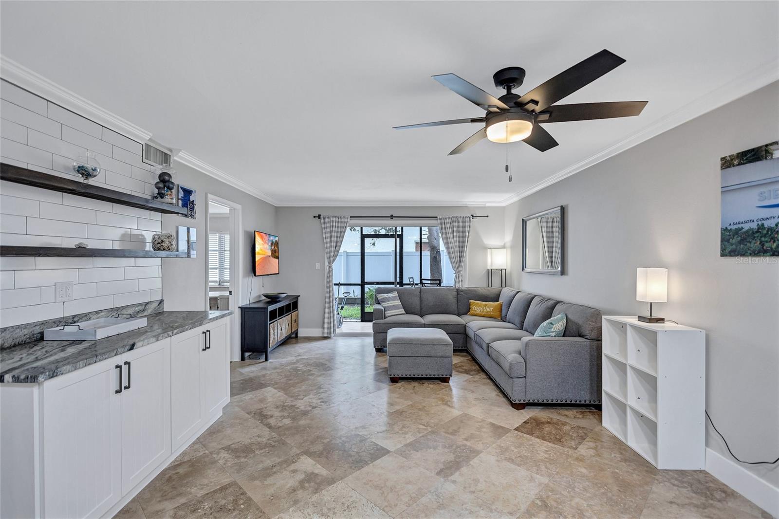 116 VISTA HERMOSA CIRCLE 106C