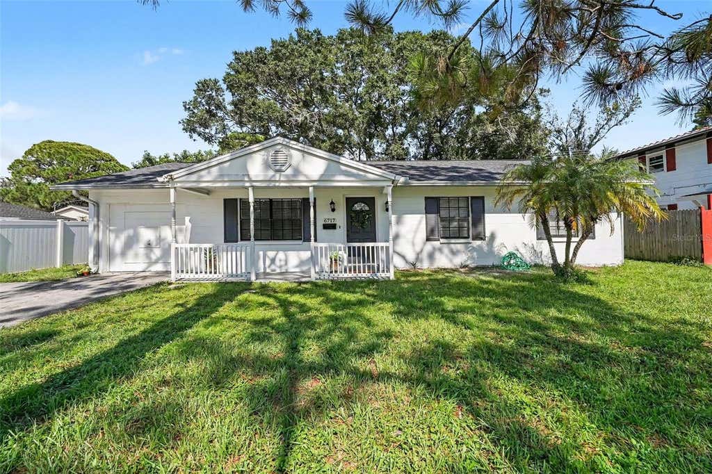 Photo of 6717 Mornay Circle, Tampa, FL 33615 (MLS # TB8537193)
