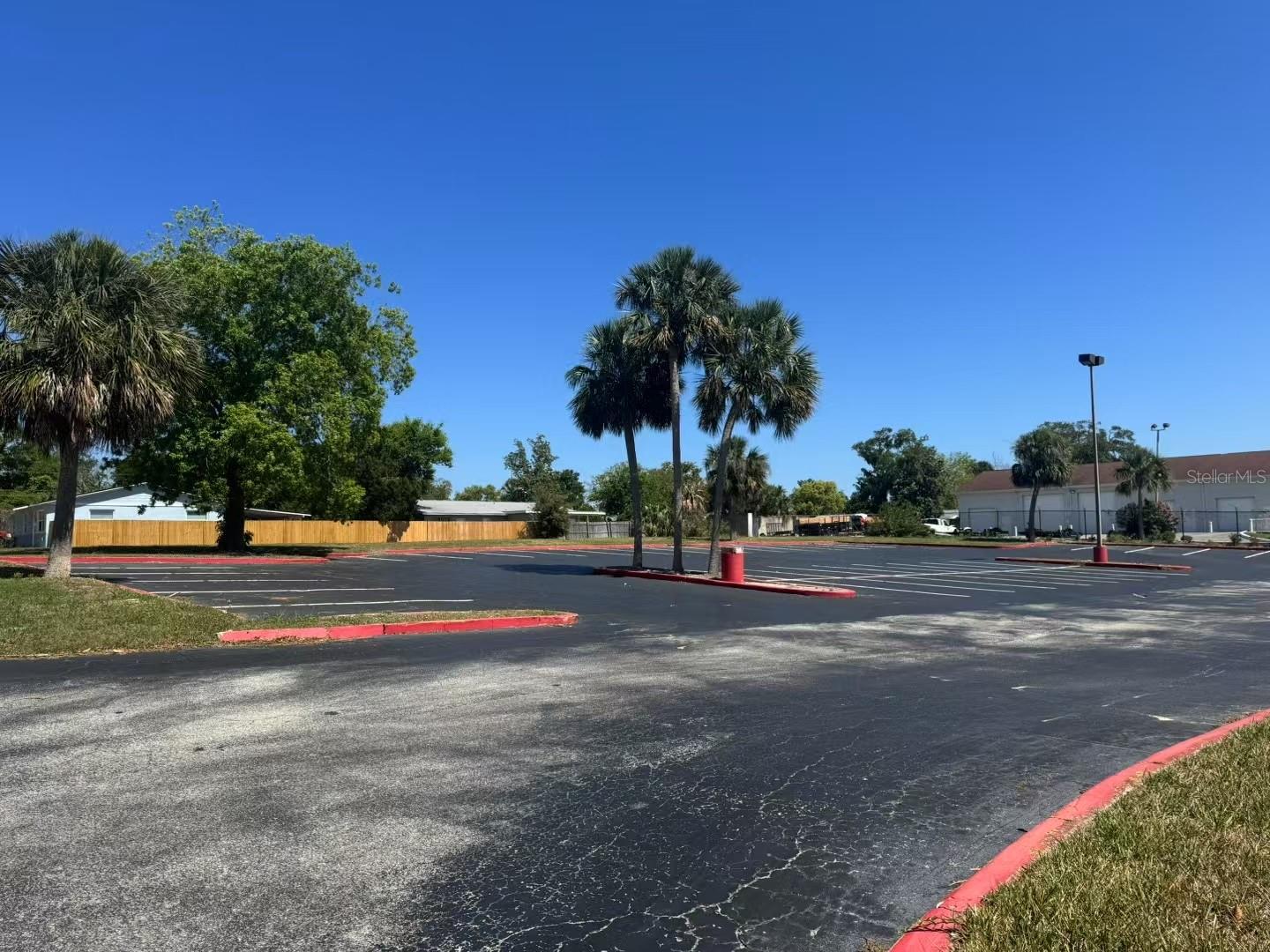 MASON & CARSWELLS HOLLY HILL - Commercial Sale