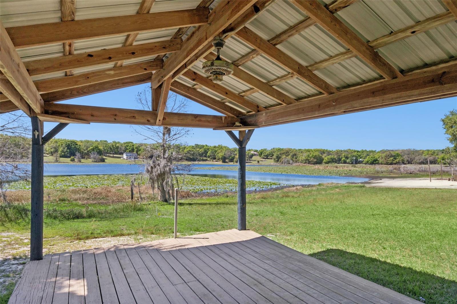 FRUITLAND PARK - Residential