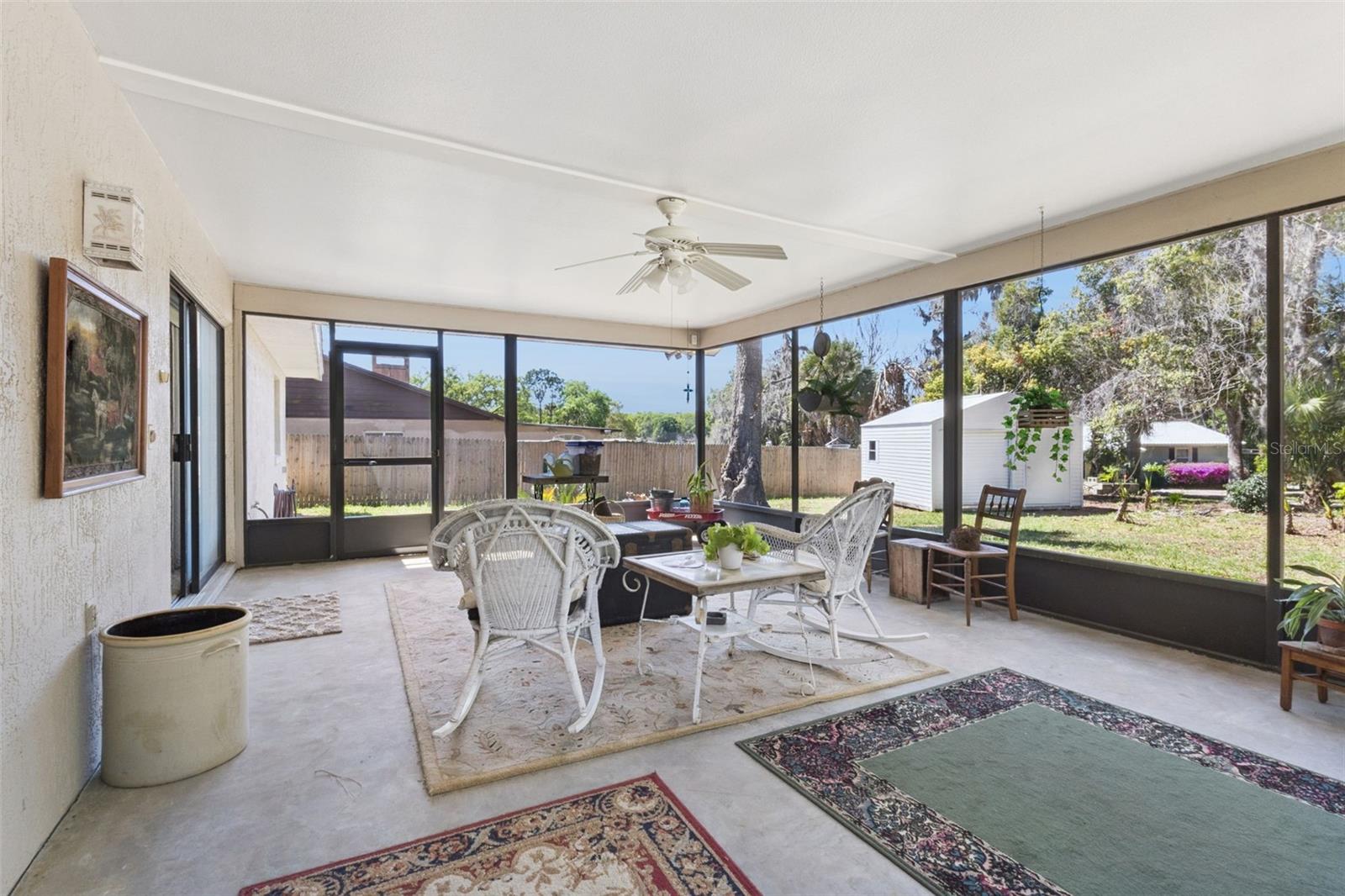 FRUITLAND PARK - Residential