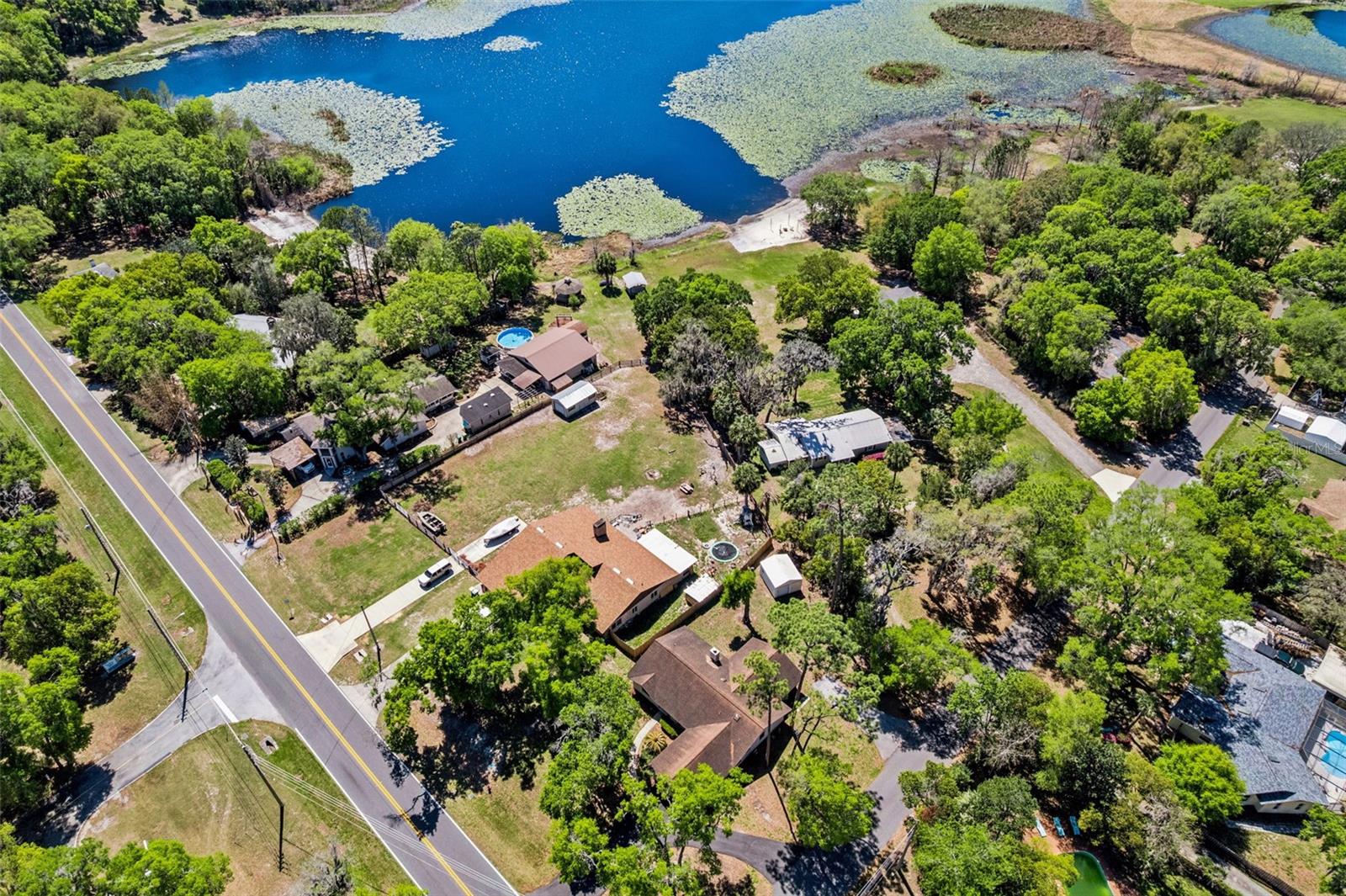 FRUITLAND PARK - Residential