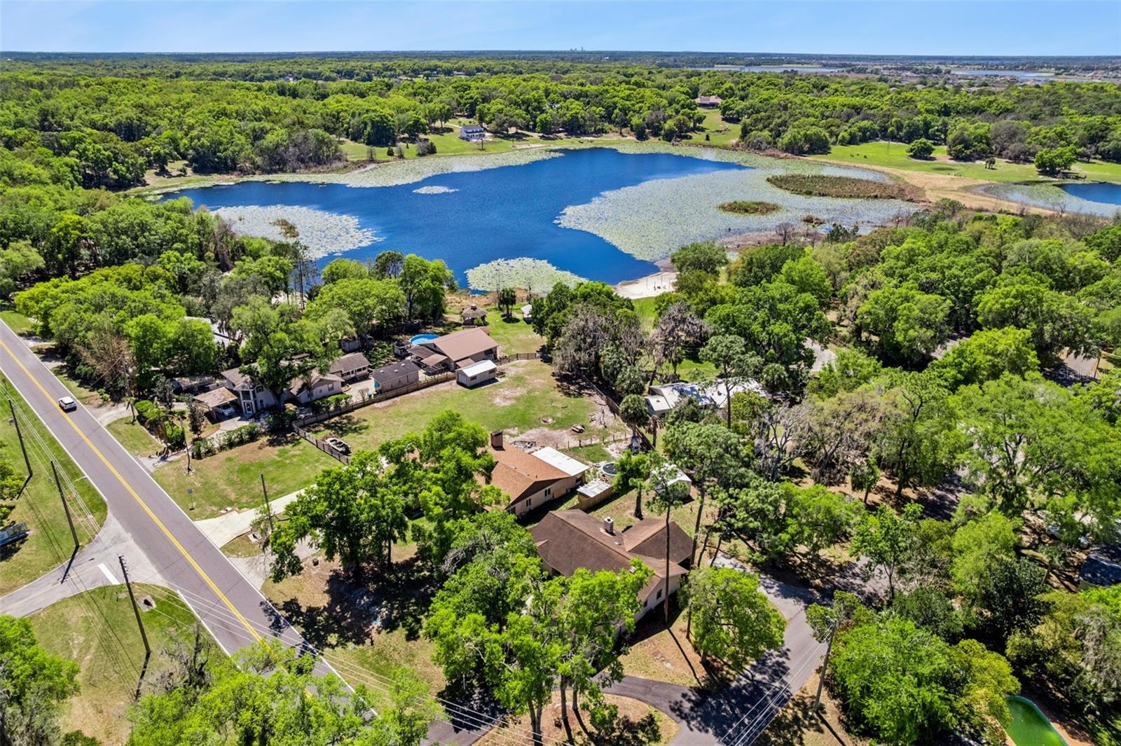 FRUITLAND PARK - Residential