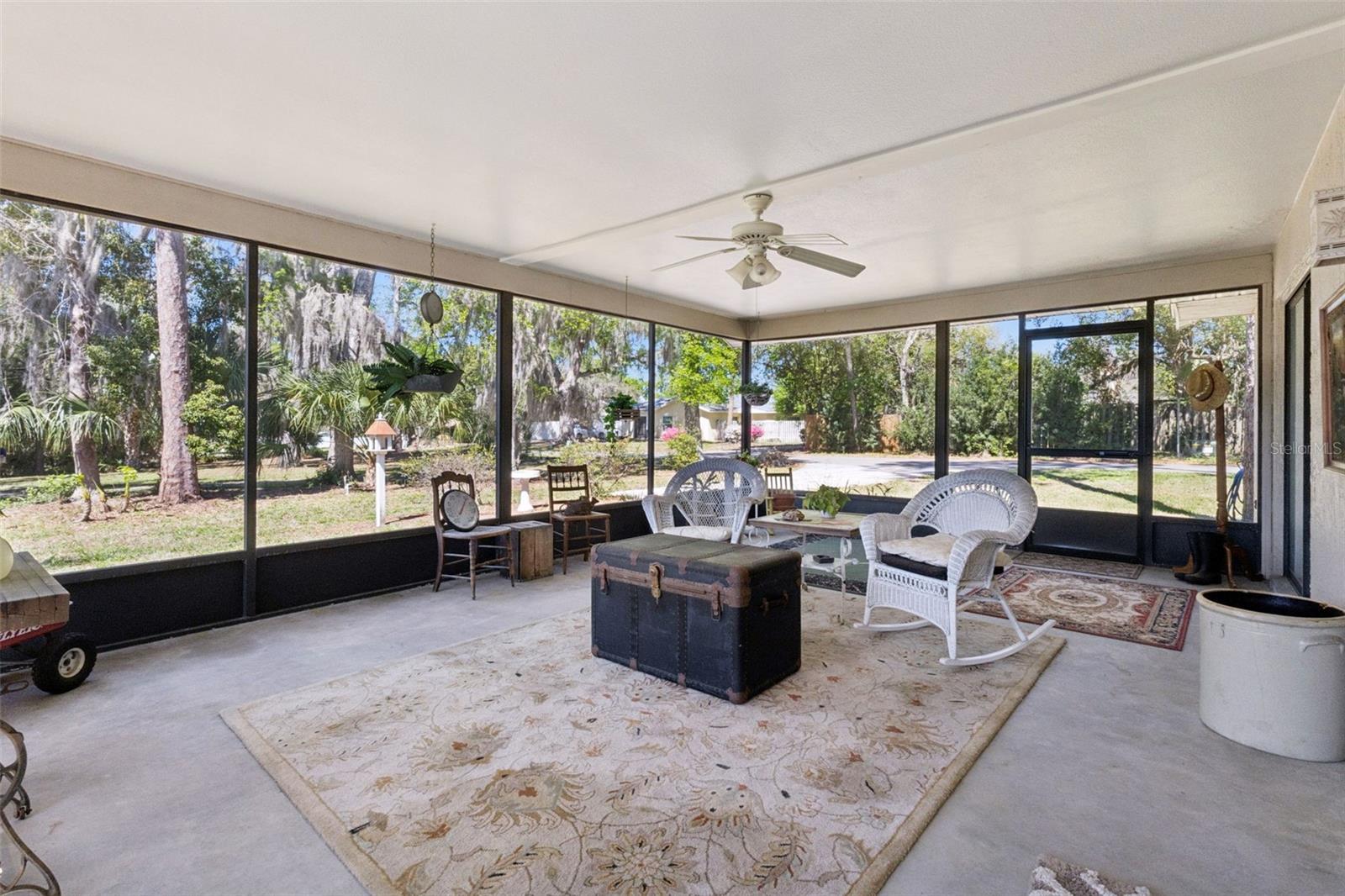 FRUITLAND PARK - Residential