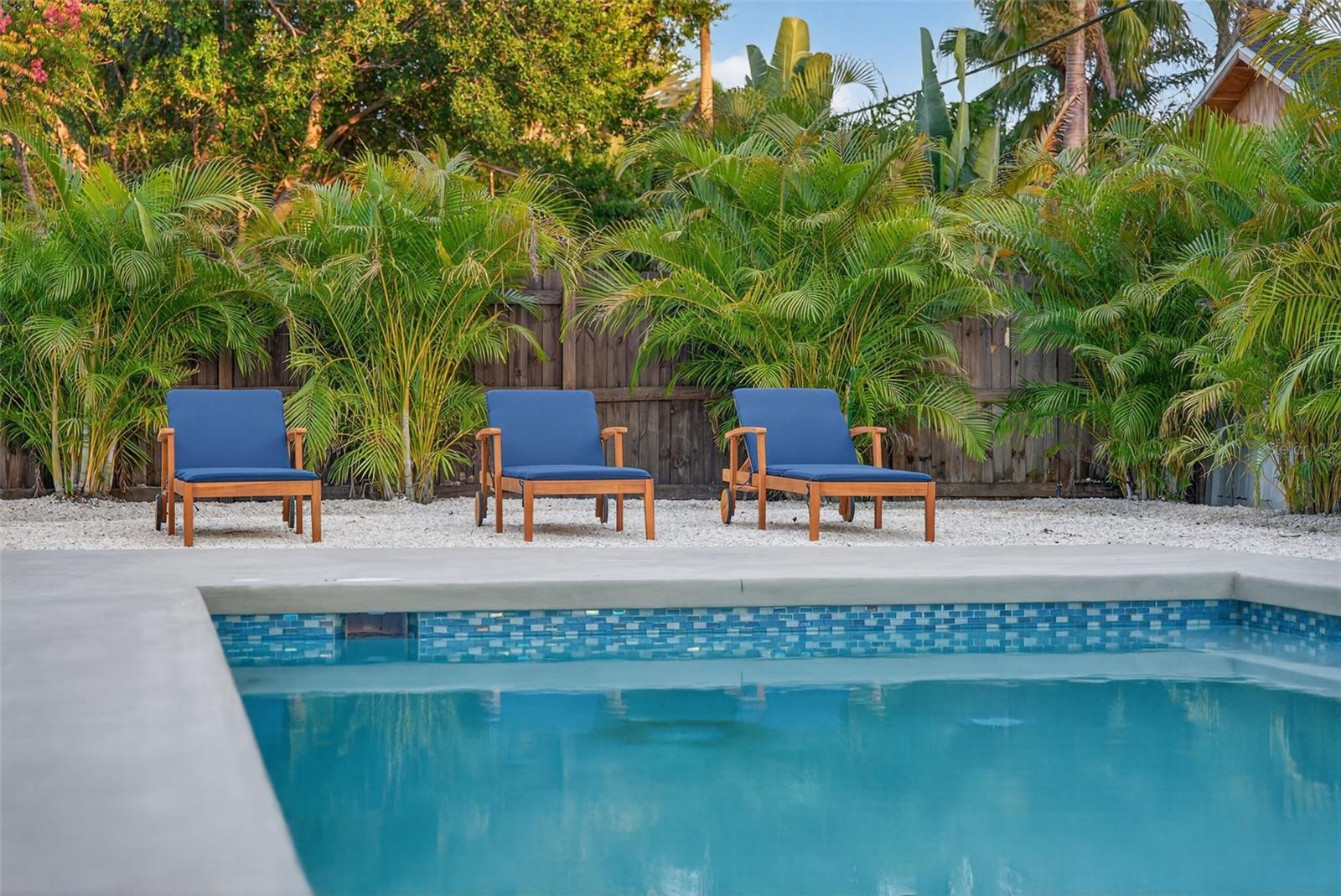 SOUTH GATE - Residential