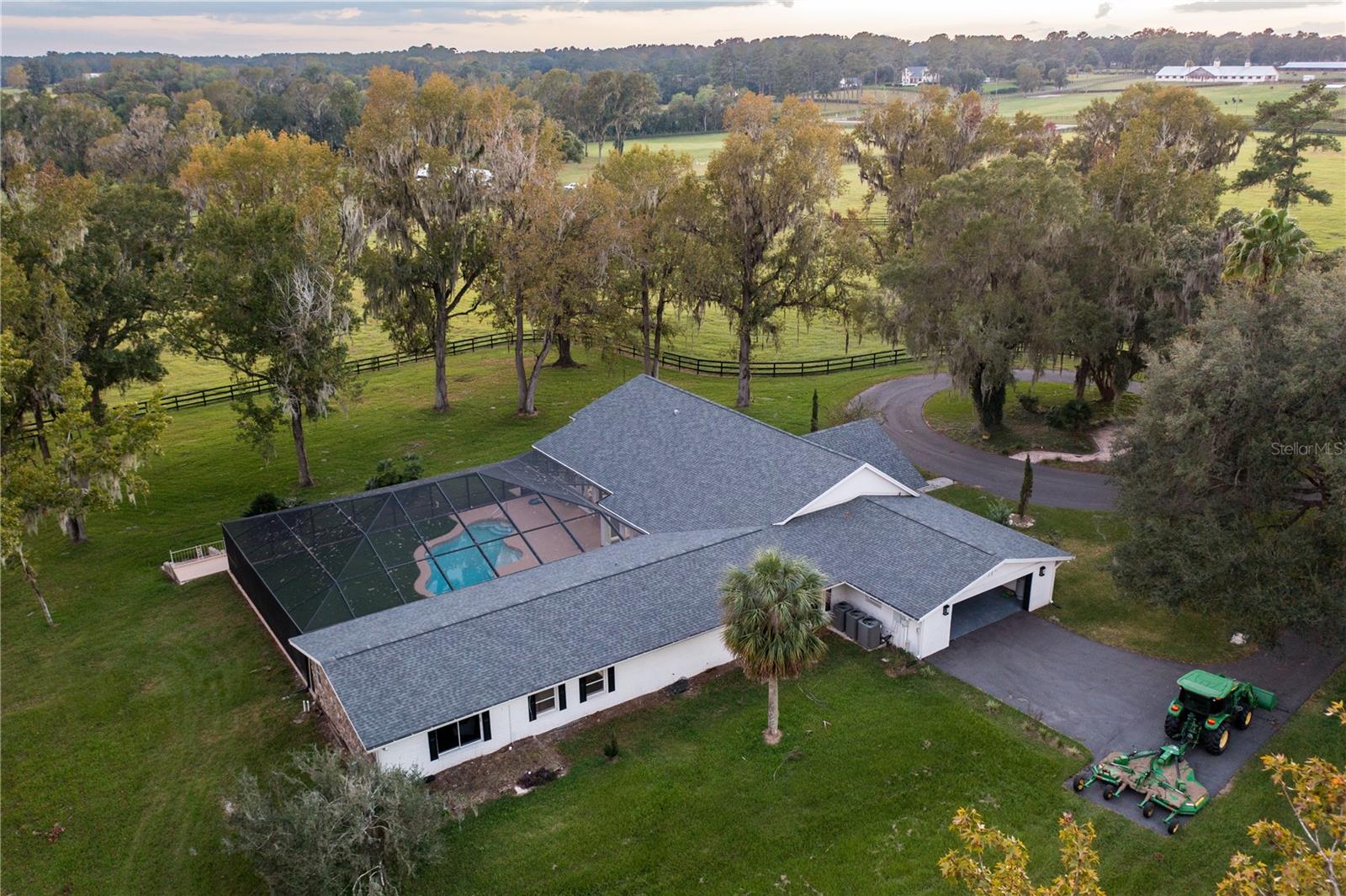 BENEDICT HEIGHTS - Farm