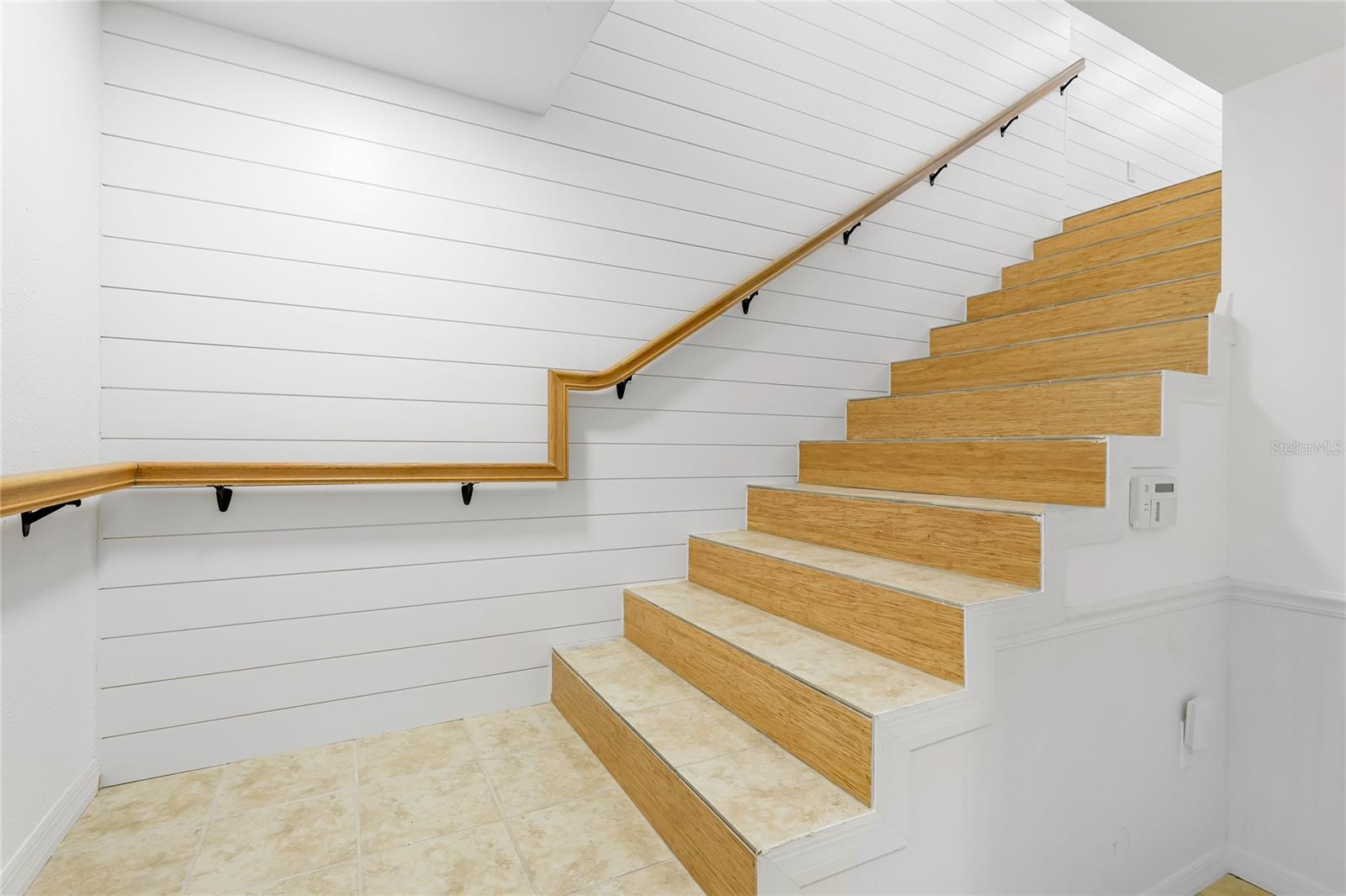 GULL CAY - Residential