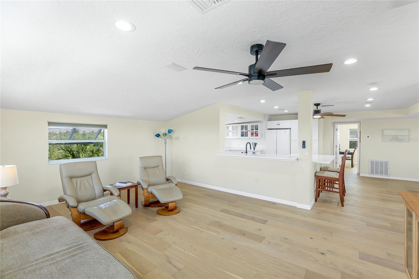 GULL CAY - Residential