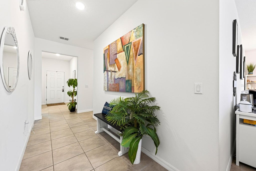 Photo of 33384 Country House Drive, Sorrento, FL 32776 (MLS # O6445845)