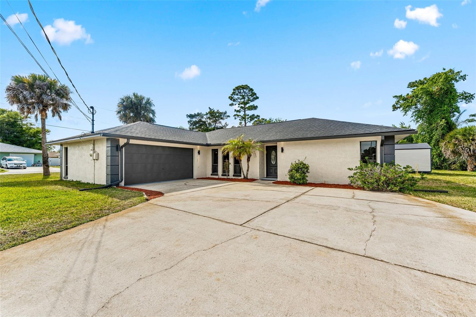 117 POINCIANA ROAD