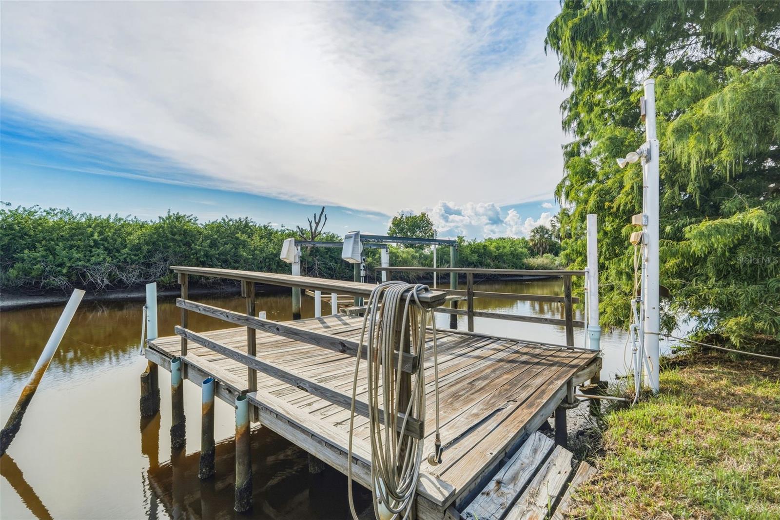 195 SUMMERSET DRIVE