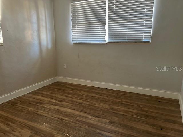 LEISURE LAKES - Residential