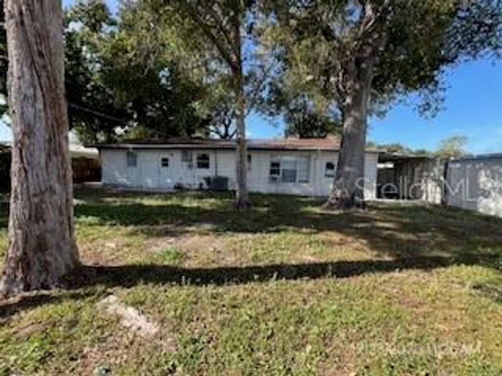 Photo of 2118 Dodge Avenue, Sarasota, FL 34234 (MLS # A4680017)