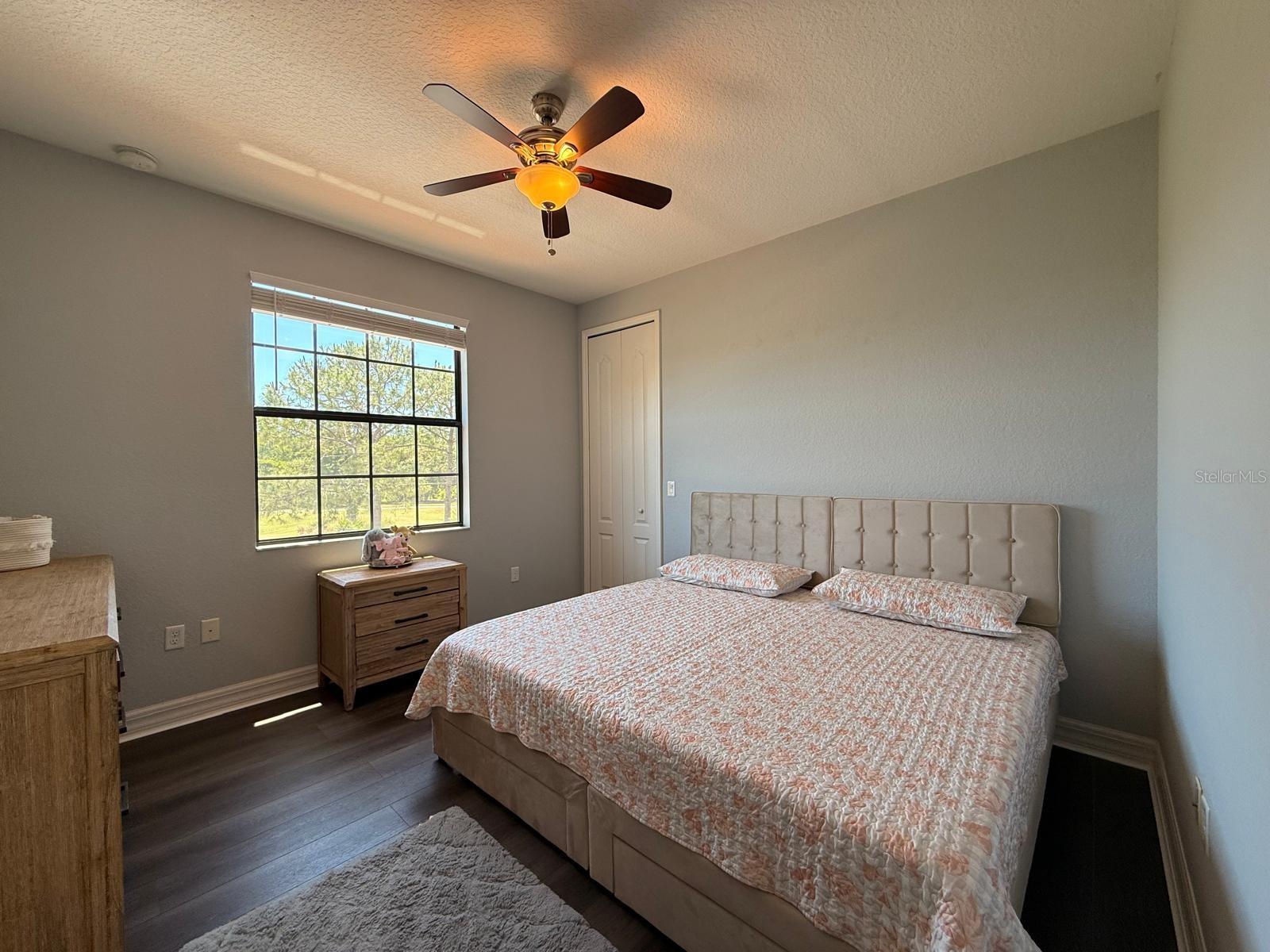 EAGLE CRK PH 01C-VLG D - Residential Lease