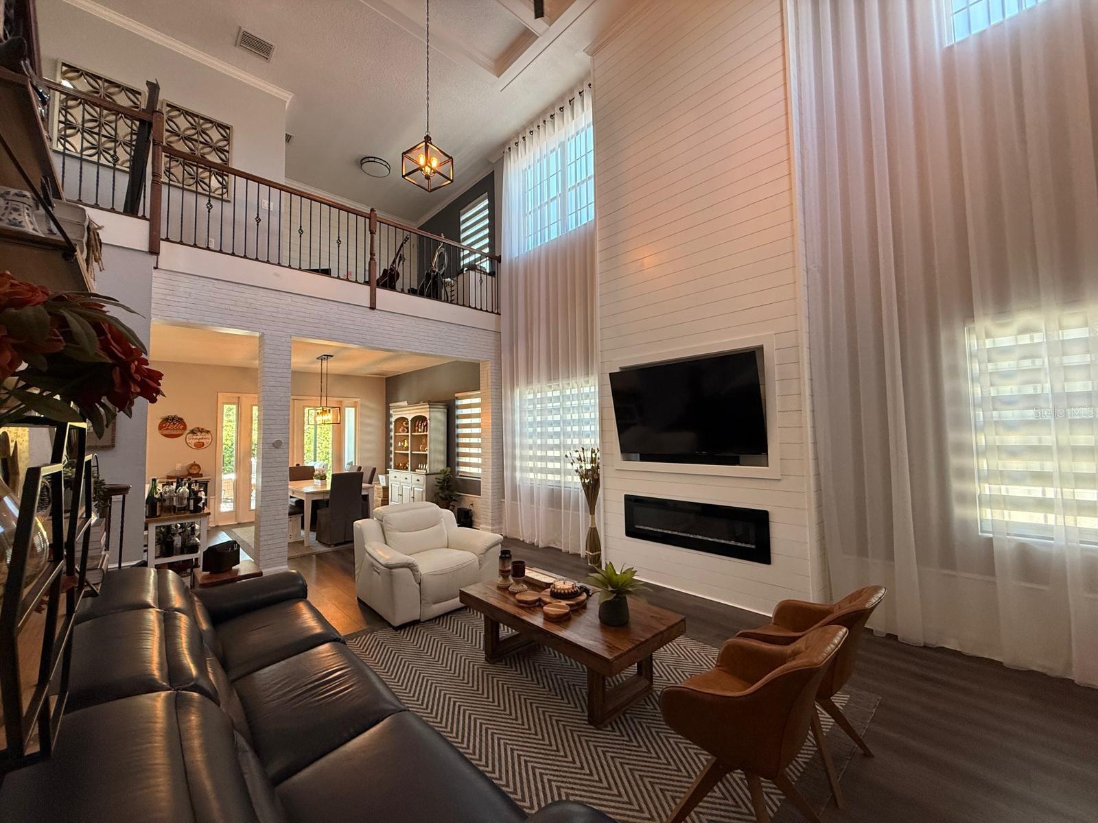 EAGLE CRK PH 01C-VLG D - Residential Lease